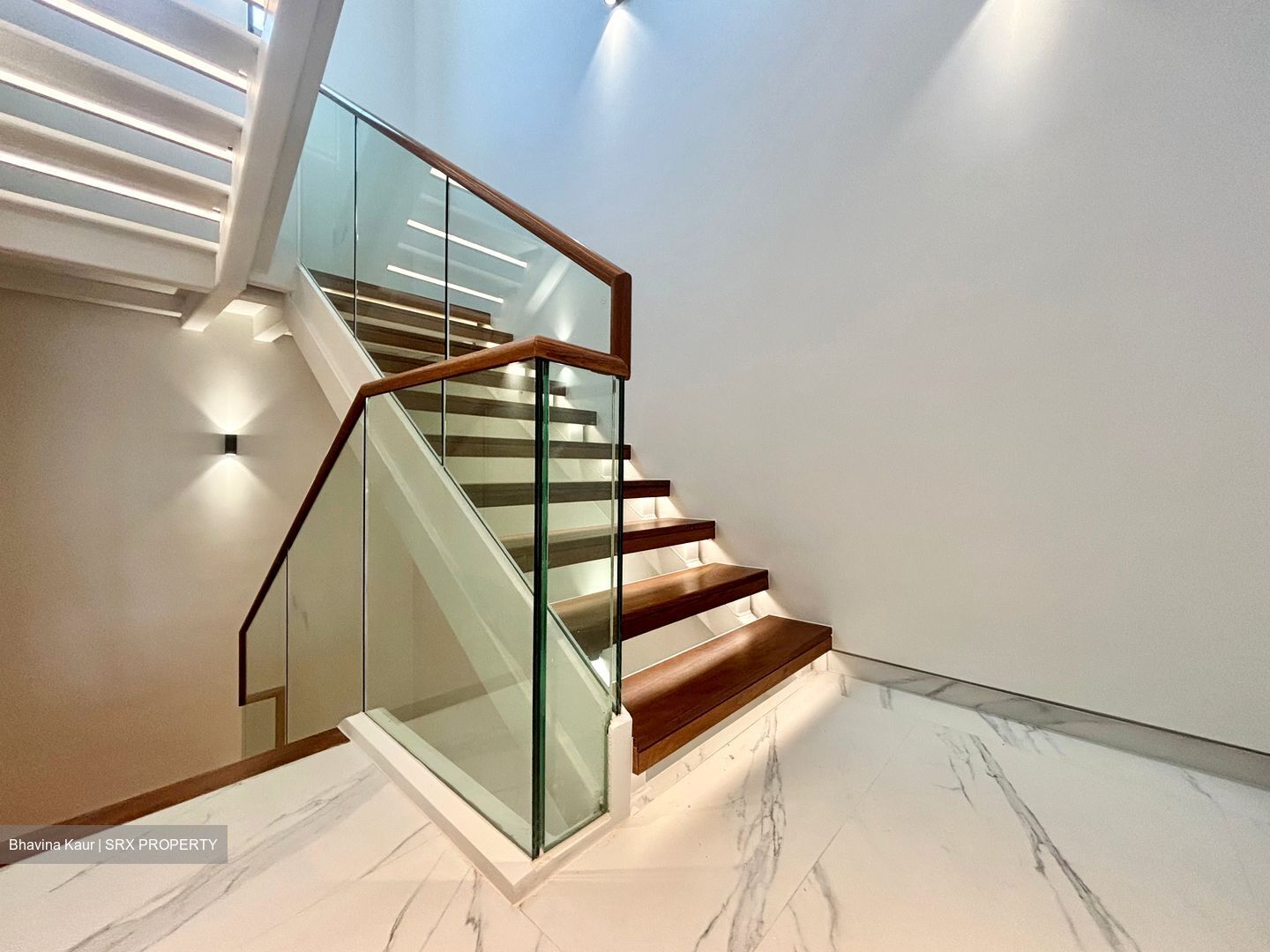 Whitley Road (D11), Semi-Detached #488904691